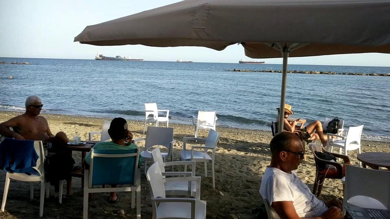 Fantastic 1 Bed Apartment By The Sea Opposite 4 Seasons Limassol Exteriör bild