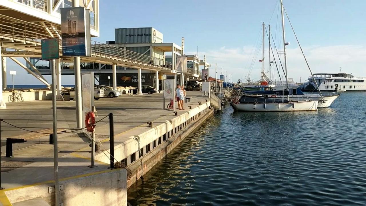 Fantastic 1 Bed Apartment By The Sea Opposite 4 Seasons Limassol Exteriör bild