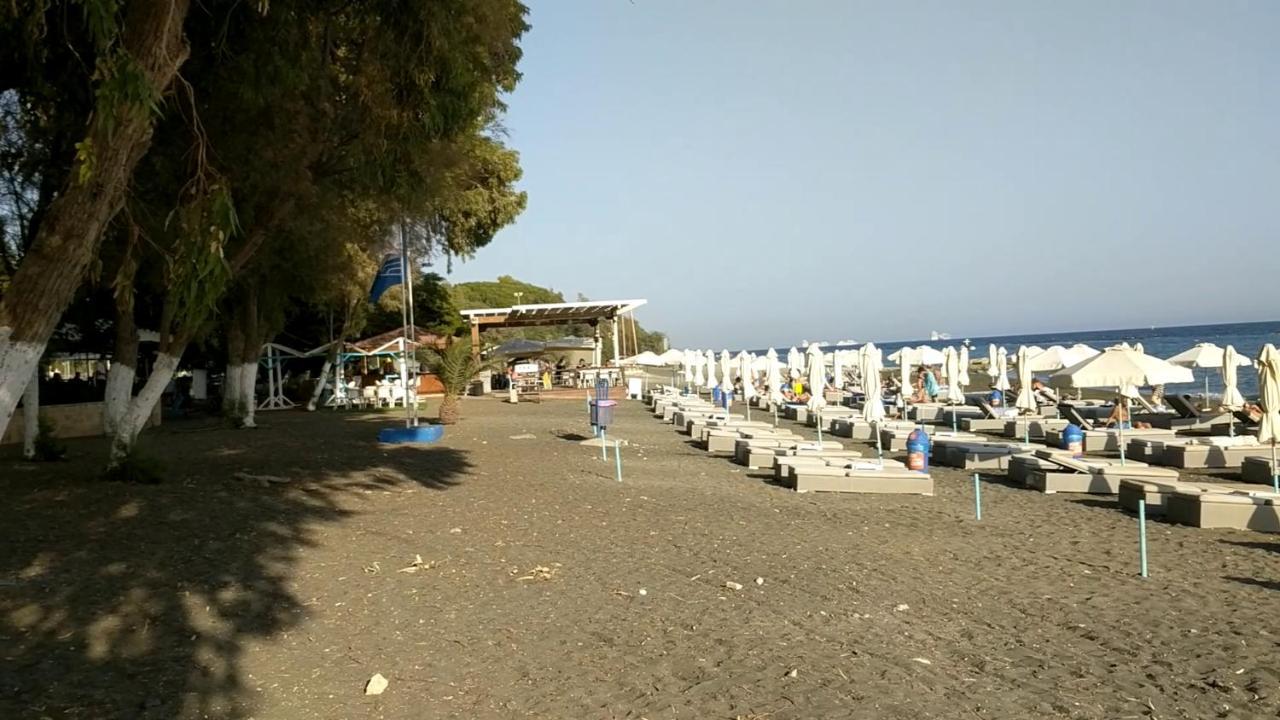Fantastic 1 Bed Apartment By The Sea Opposite 4 Seasons Limassol Exteriör bild