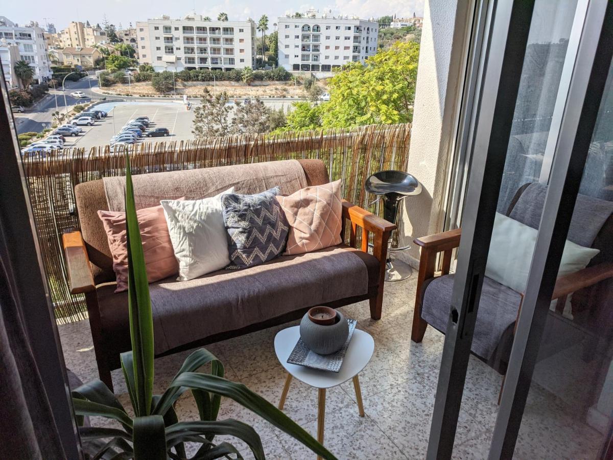 Fantastic 1 Bed Apartment By The Sea Opposite 4 Seasons Limassol Exteriör bild