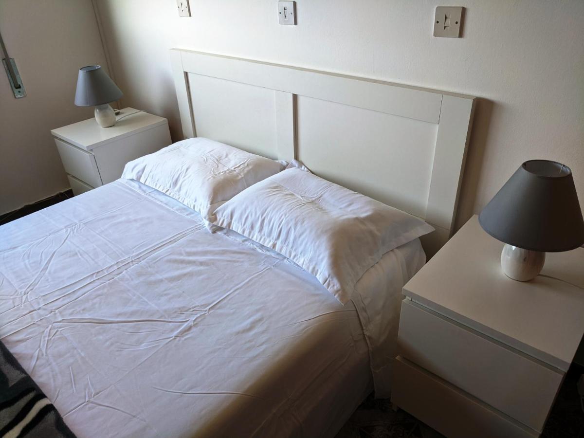 Fantastic 1 Bed Apartment By The Sea Opposite 4 Seasons Limassol Exteriör bild