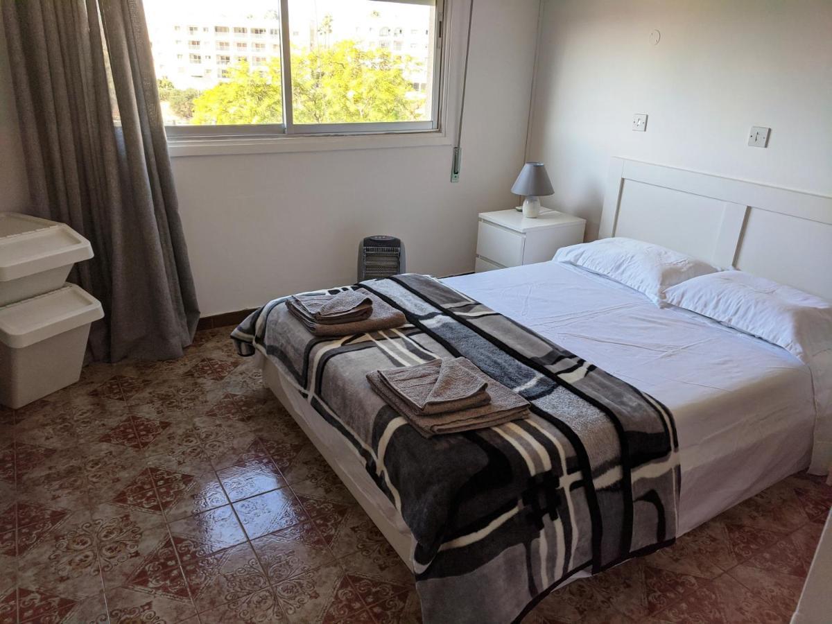 Fantastic 1 Bed Apartment By The Sea Opposite 4 Seasons Limassol Exteriör bild