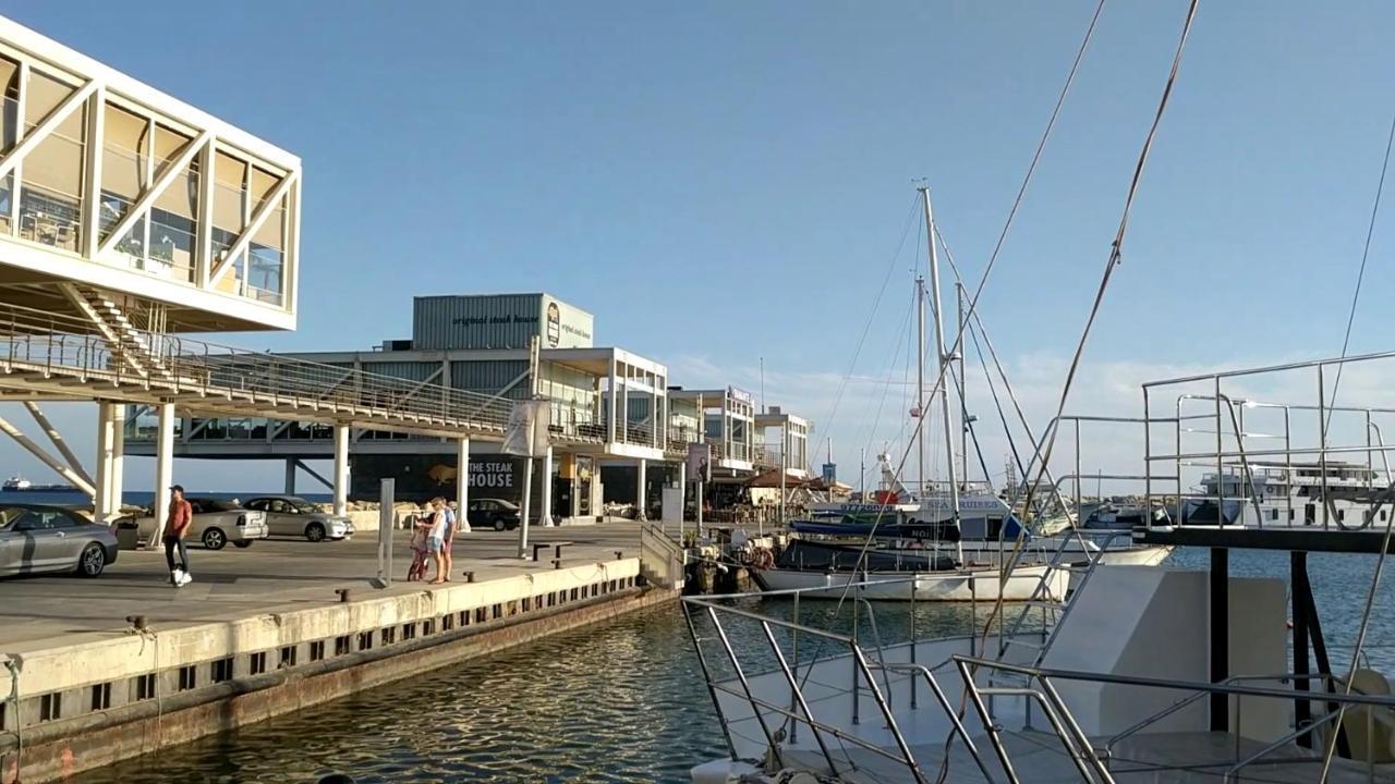 Fantastic 1 Bed Apartment By The Sea Opposite 4 Seasons Limassol Exteriör bild