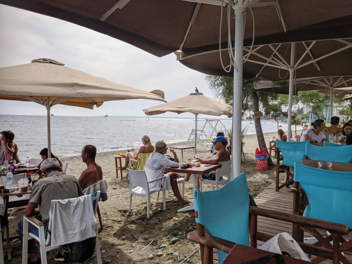 Fantastic 1 Bed Apartment By The Sea Opposite 4 Seasons Limassol Exteriör bild