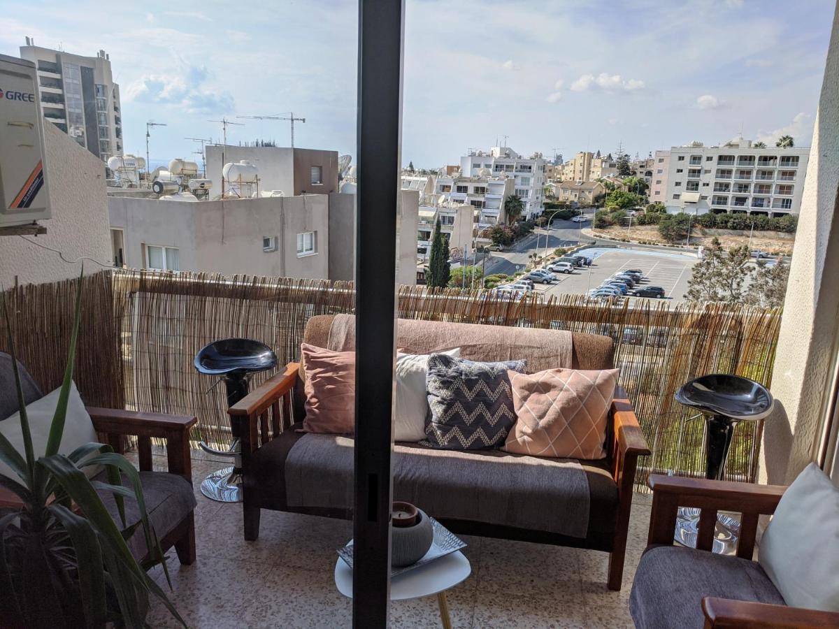 Fantastic 1 Bed Apartment By The Sea Opposite 4 Seasons Limassol Exteriör bild